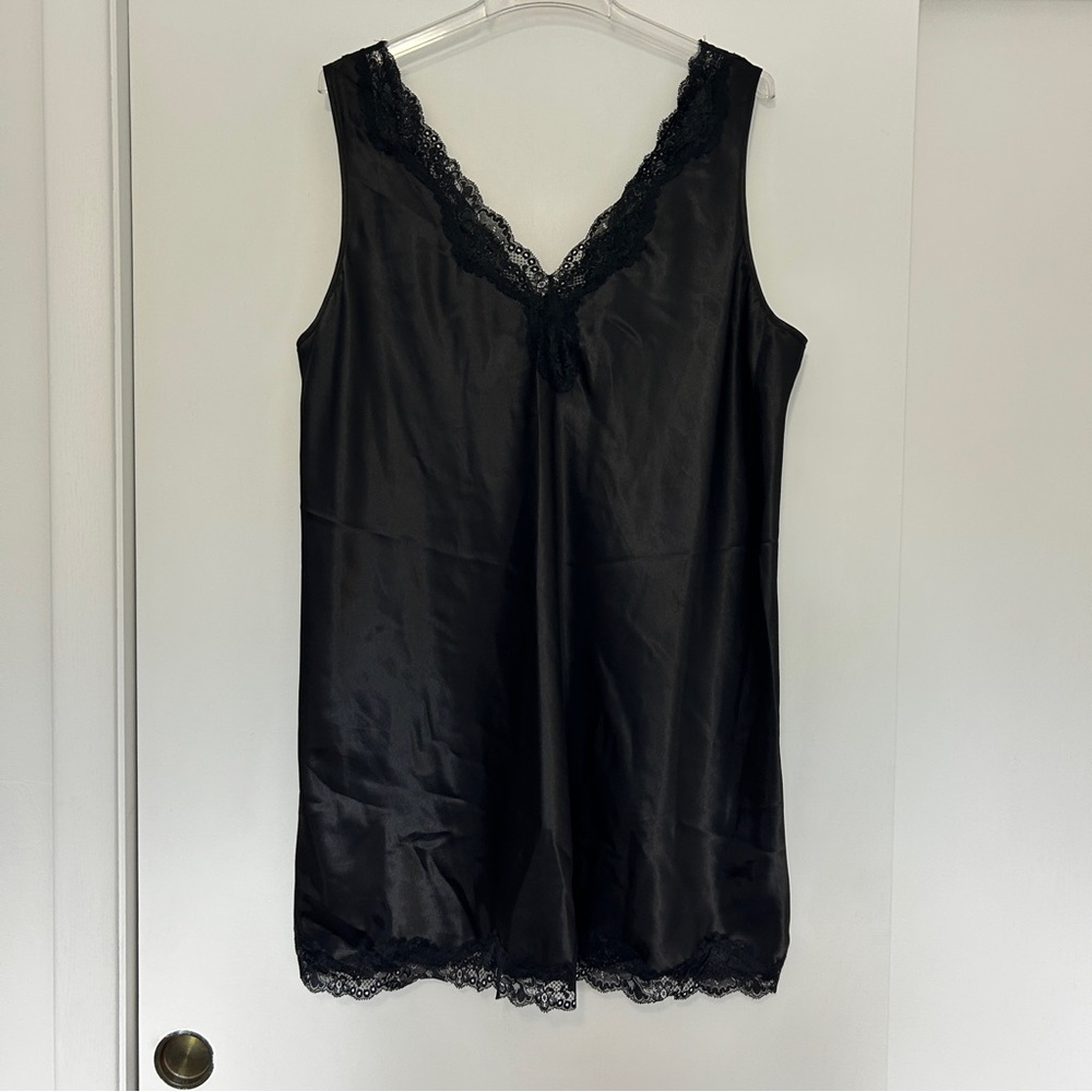 Thalia Sodi Black Lace Chemise